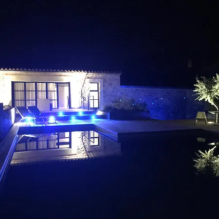 Contemporaine - Piscine & Vue Pyrenees Villa *