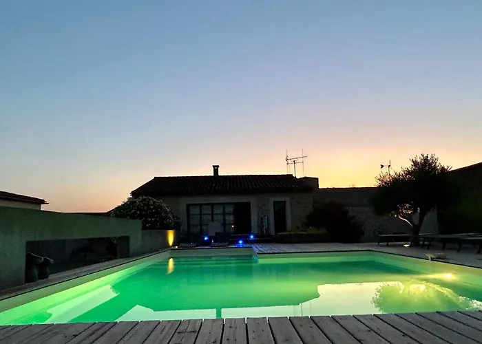 فيلة De Charme - Vue Sur Les Pyrenees